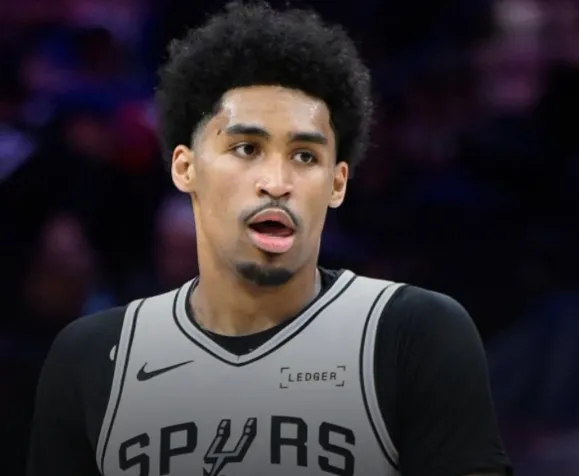 开云在线-马刺官方：迪伦-哈珀因左手拇指伤势缺席对阵掘金剩余比赛